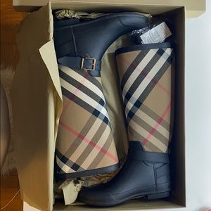 Burberry Simeon Checkprint Rain Boot 